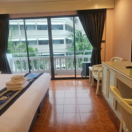Patong Central Residence And Apartment Extérieur photo