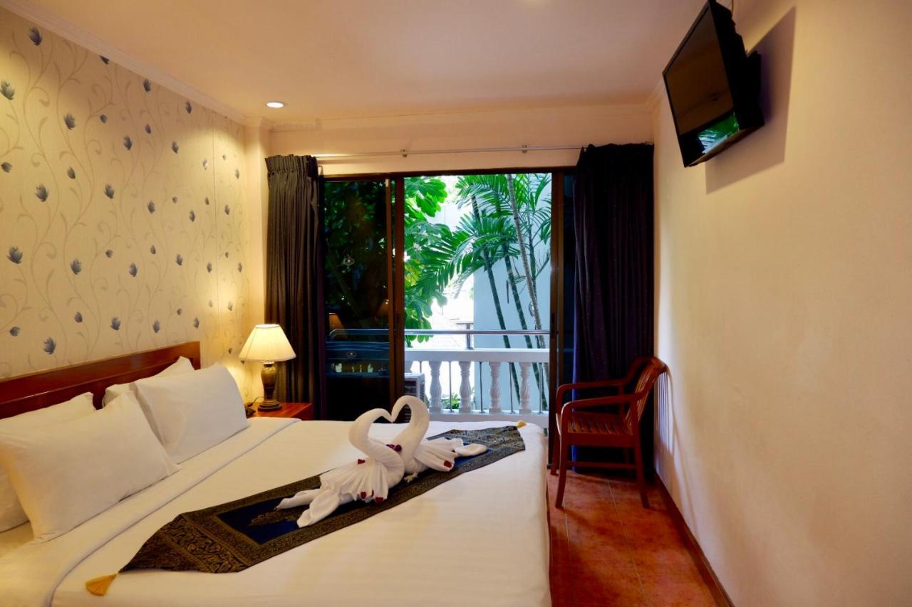 Patong Central Residence And Apartment Extérieur photo