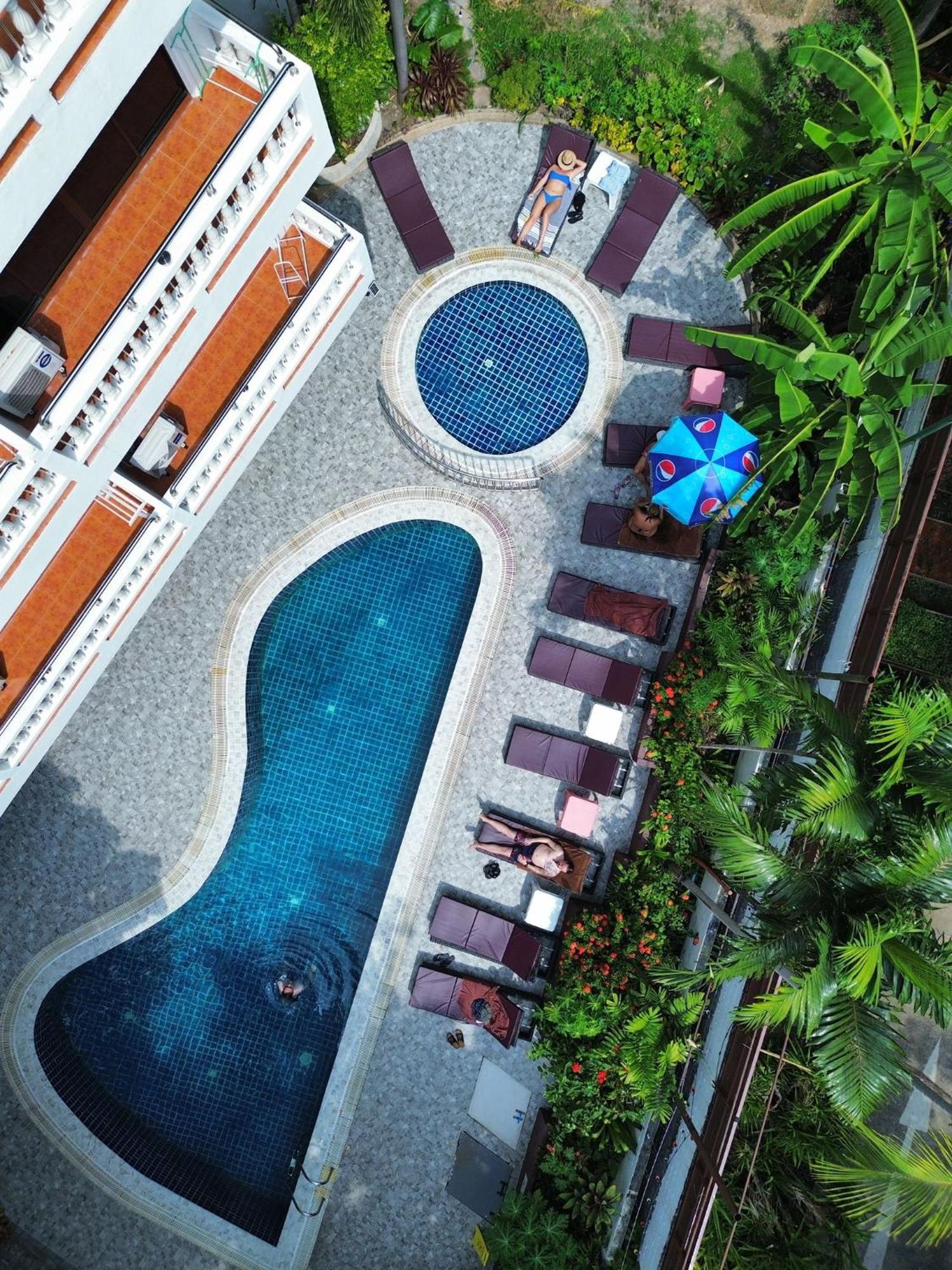 Patong Central Residence And Apartment Extérieur photo