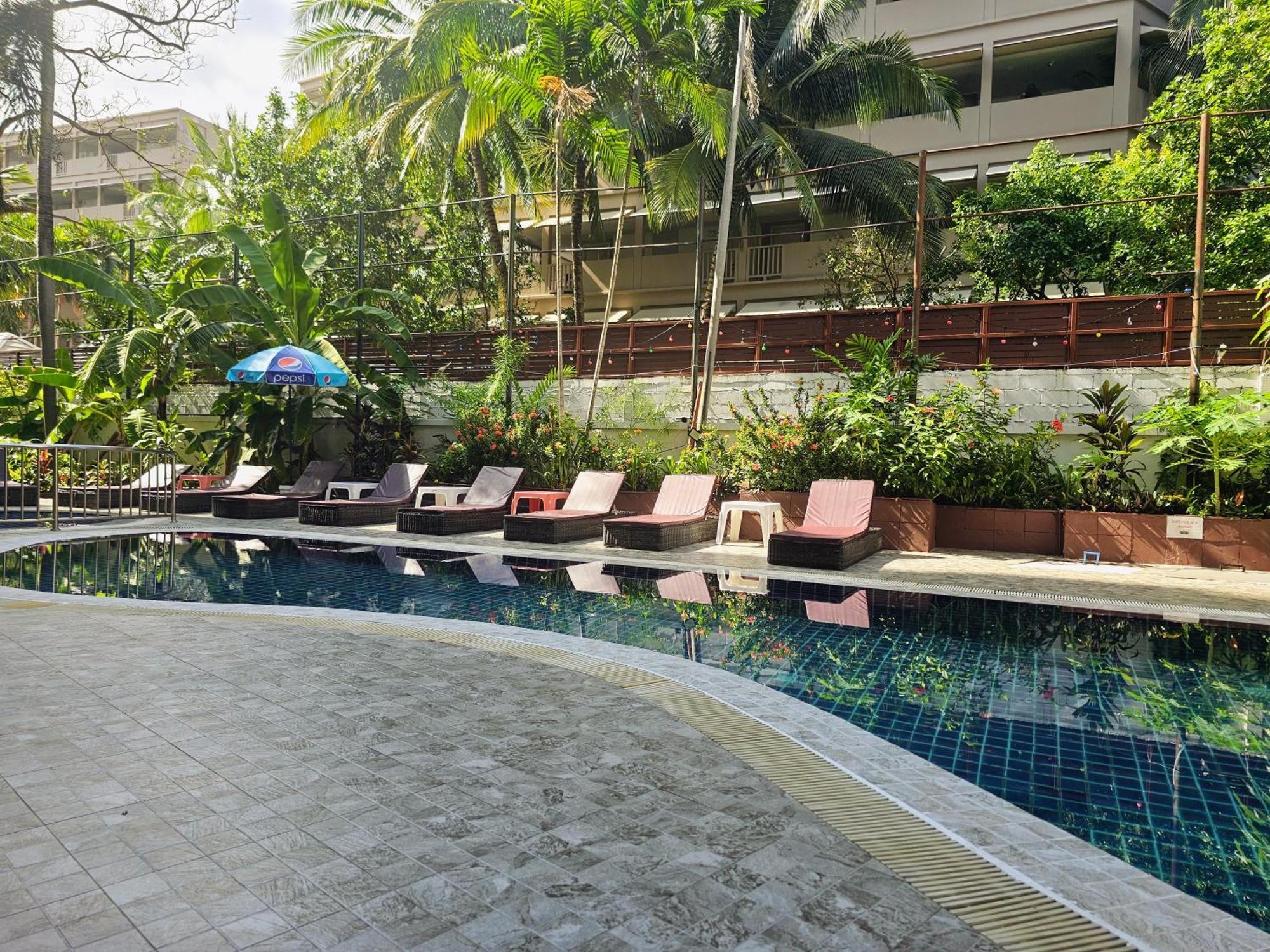 Patong Central Residence And Apartment Extérieur photo