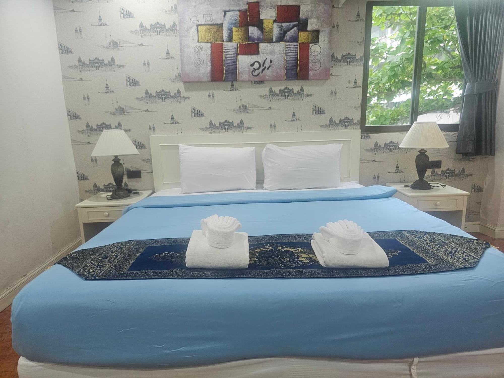 Patong Central Residence And Apartment Chambre photo